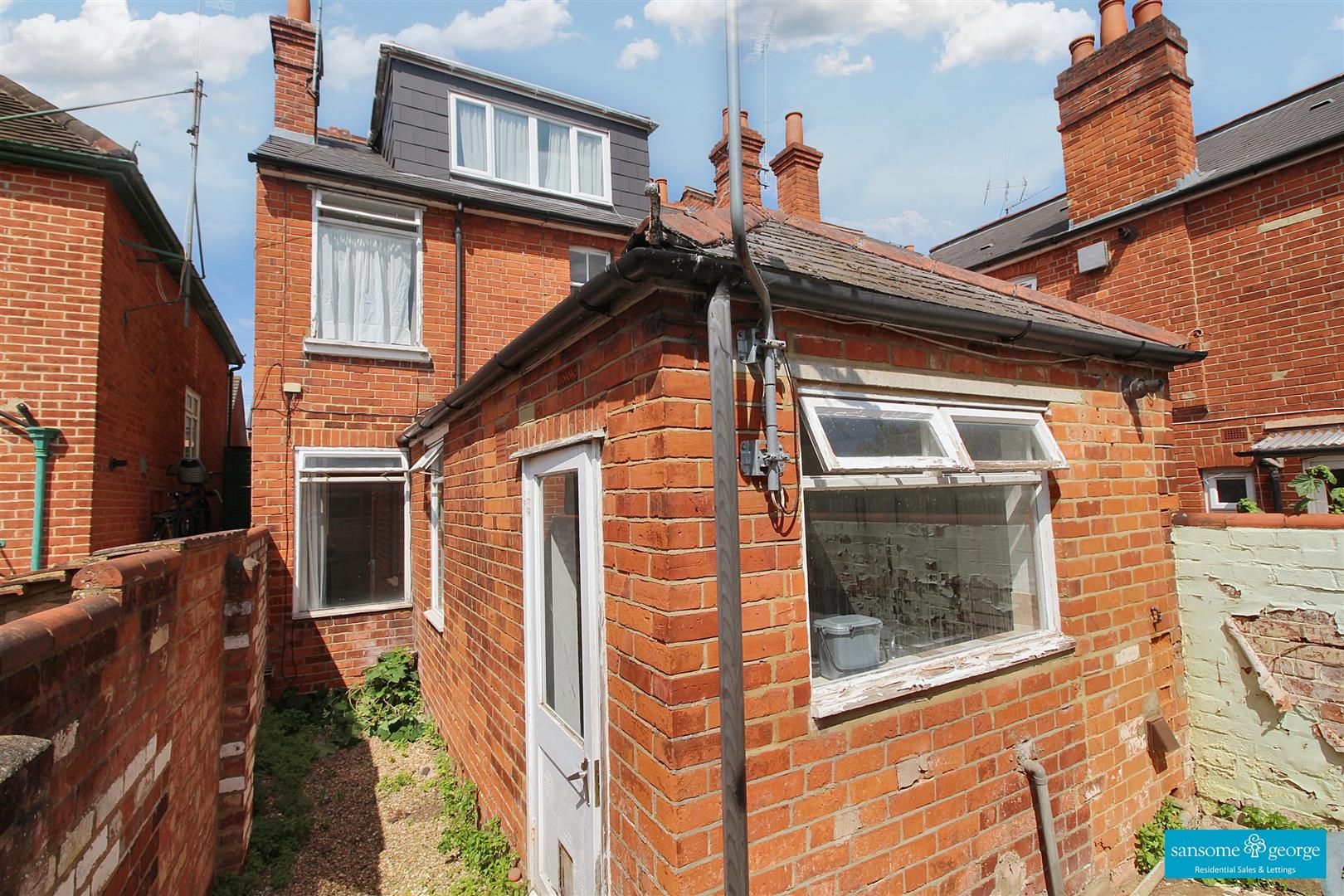 4 bed property in Audley Street, Reading